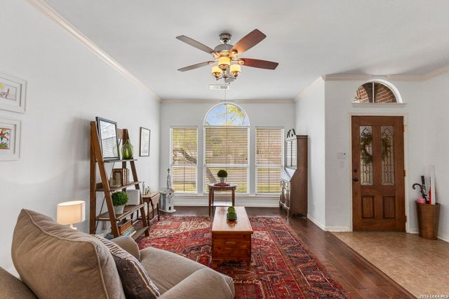 13506 Chamber Oaks, San Antonio, TX 78231