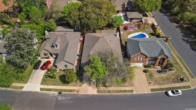 13506 Chamber Oaks, San Antonio, TX 78231