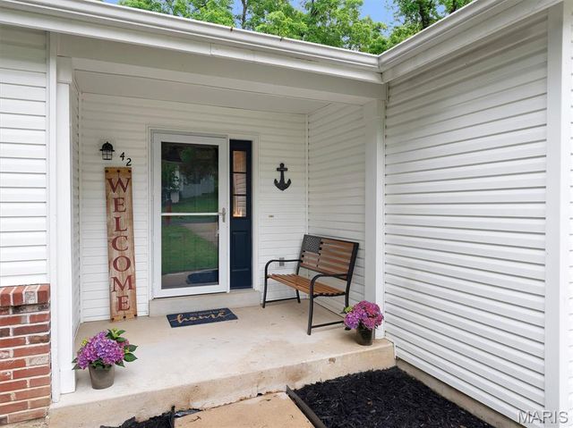 42 N Kern Drive, O'fallon, MO 63366