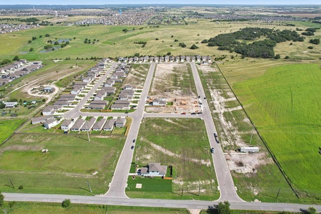252 Firefox WAY, Jarrell, TX 76537