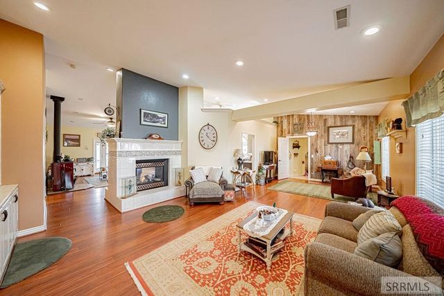 147 N 100 W, Blackfoot, ID 83221