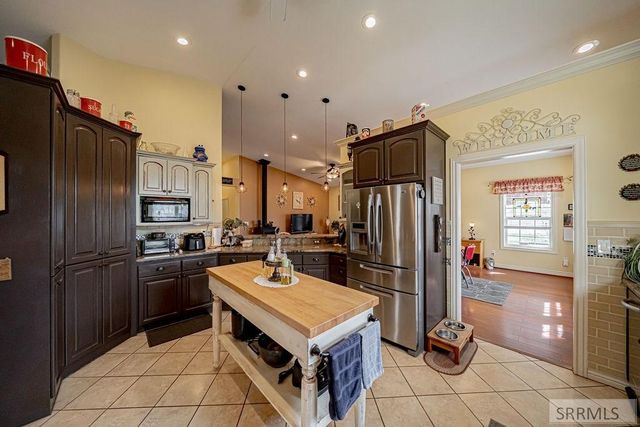 147 N 100 W, Blackfoot, ID 83221