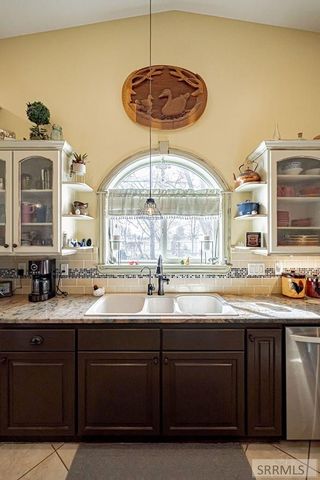 147 N 100 W, Blackfoot, ID 83221