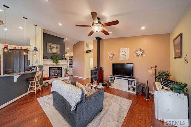 147 N 100 W, Blackfoot, ID 83221