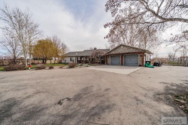 147 N 100 W, Blackfoot, ID 83221