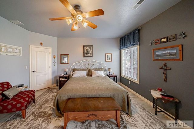 147 N 100 W, Blackfoot, ID 83221