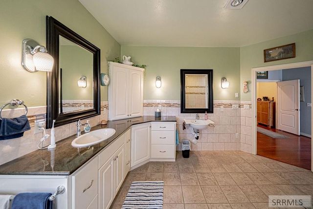 147 N 100 W, Blackfoot, ID 83221