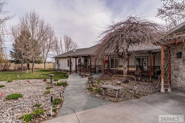 147 N 100 W, Blackfoot, ID 83221