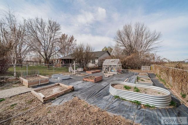 147 N 100 W, Blackfoot, ID 83221