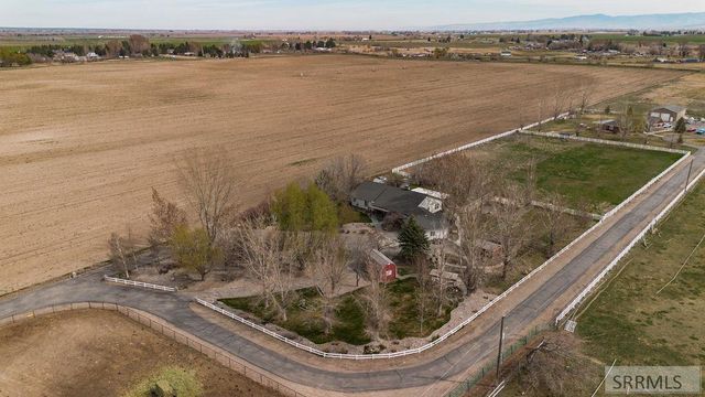 147 N 100 W, Blackfoot, ID 83221