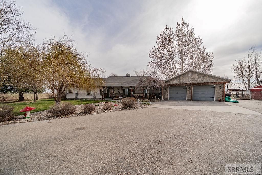 147 N 100 W, Blackfoot, ID 83221