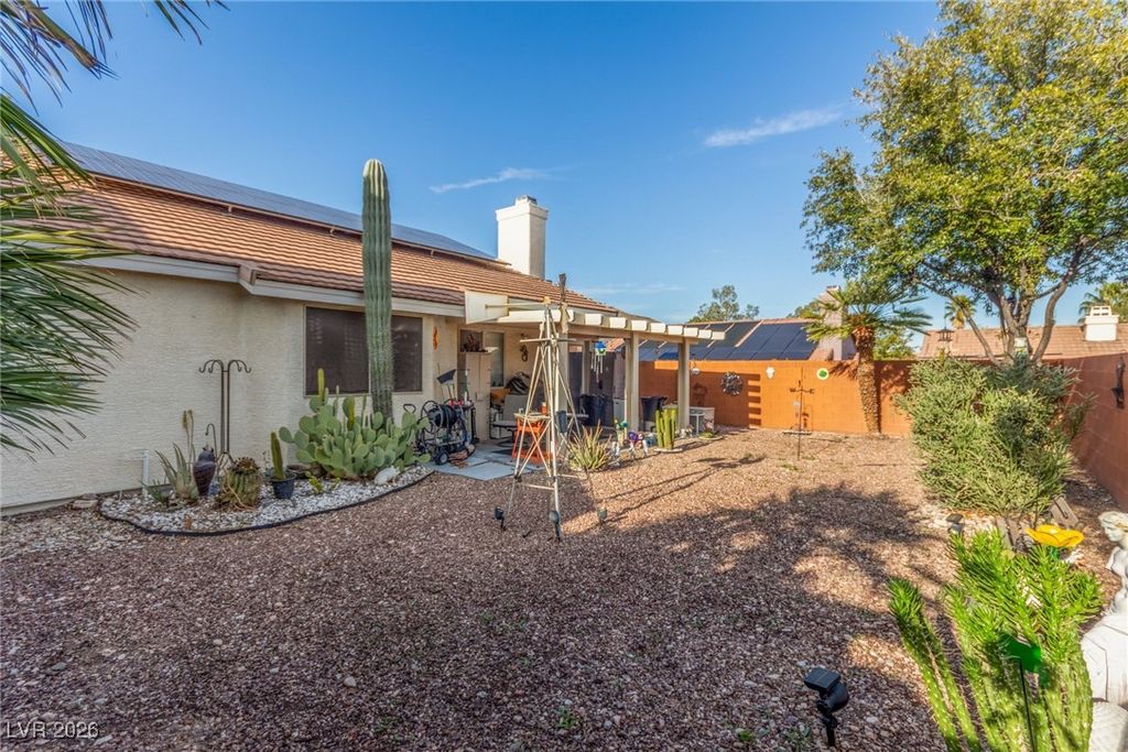 Image 24 of property listing at 1812 Nevada Falls Court, Las Vegas, NV 89134