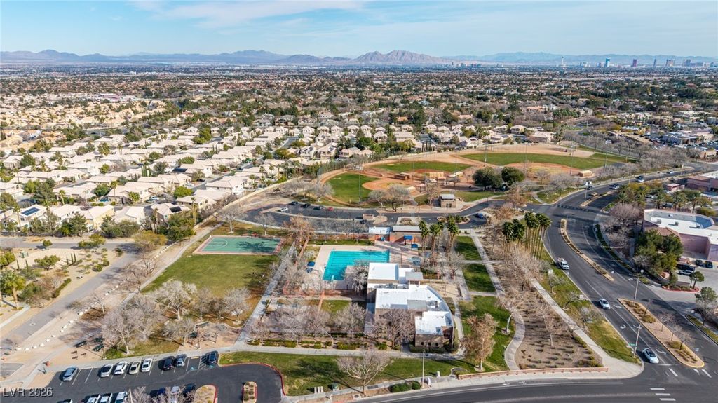 Image 25 of property listing at 1812 Nevada Falls Court, Las Vegas, NV 89134