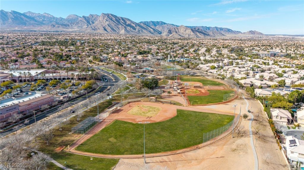 Image 27 of property listing at 1812 Nevada Falls Court, Las Vegas, NV 89134