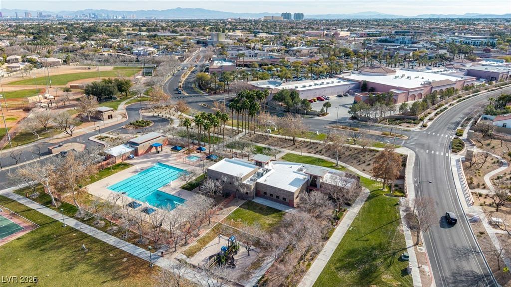 Image 29 of property listing at 1812 Nevada Falls Court, Las Vegas, NV 89134