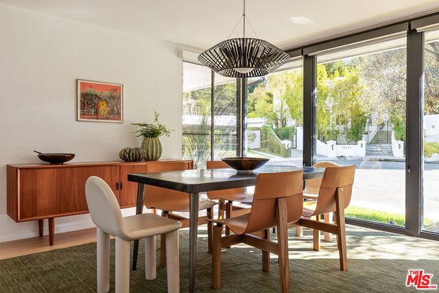 16045 Royal Mount Drive, Encino, CA 91436