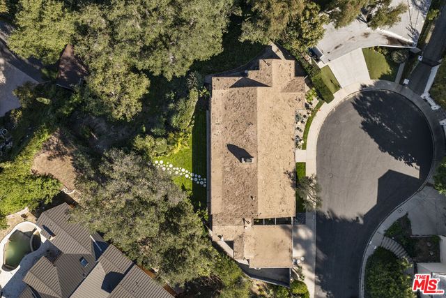 16045 Royal Mount Drive, Encino, CA 91436