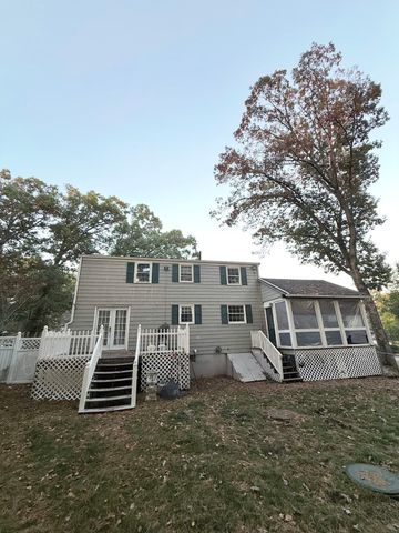 5 Tyson Rd, Franklin, MA 02038