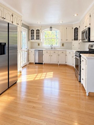5 Tyson Rd, Franklin, MA 02038