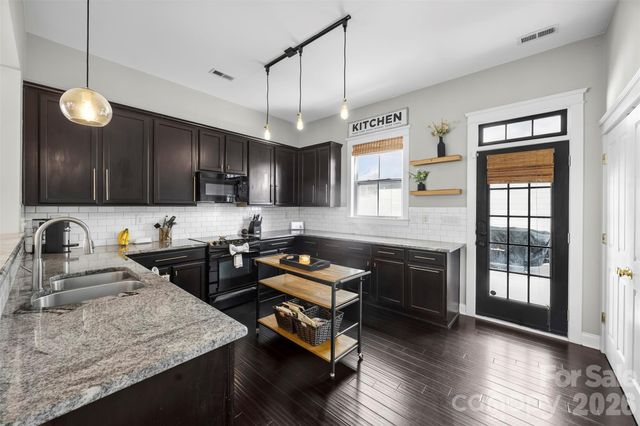 6917 Dunton Street, Huntersville, NC 28078
