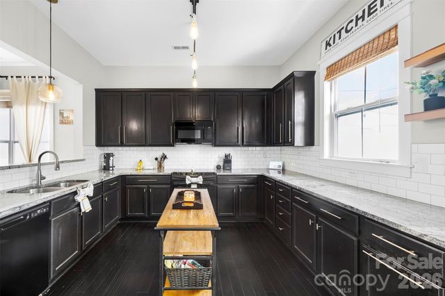 6917 Dunton Street, Huntersville, NC 28078