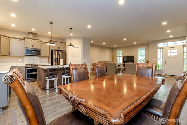 161 Coal Avenue, Carbonado, WA 98323