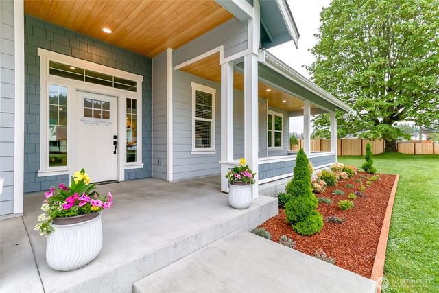 161 Coal Avenue, Carbonado, WA 98323