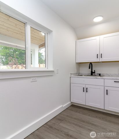 161 Coal Avenue, Carbonado, WA 98323