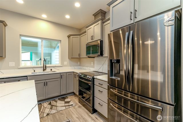 161 Coal Avenue, Carbonado, WA 98323