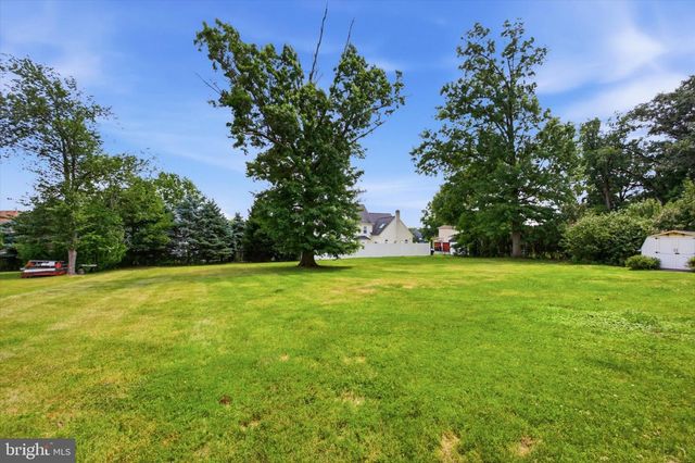 112 STUMP RD, North Wales, PA 19454
