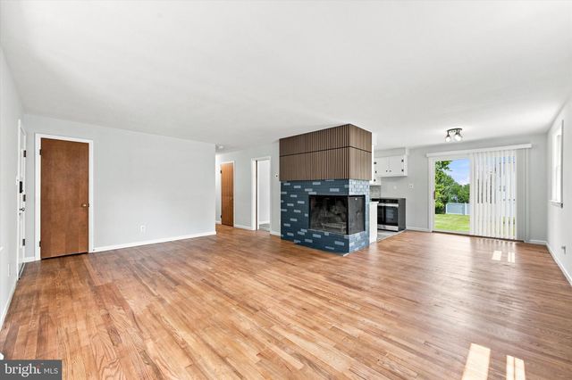 112 STUMP RD, North Wales, PA 19454