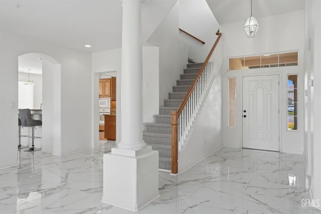 12504 Knights Bridge Place, Bakersfield, CA 93312