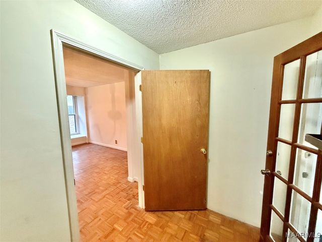 358 County Road 564 ., Valley Grande, AL 36701