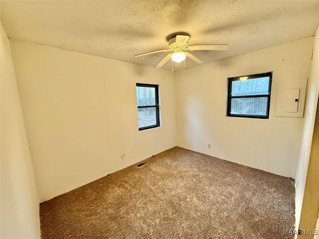 358 County Road 564 ., Valley Grande, AL 36701