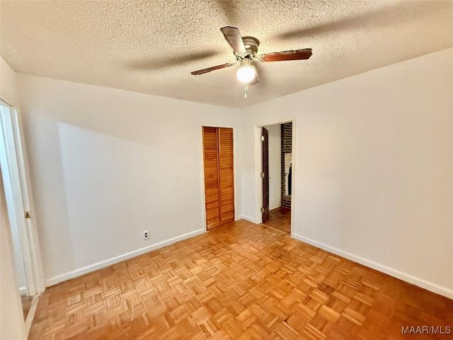 358 County Road 564 ., Valley Grande, AL 36701