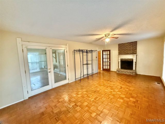 358 County Road 564 ., Valley Grande, AL 36701