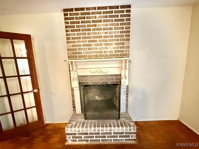 358 County Road 564 ., Valley Grande, AL 36701