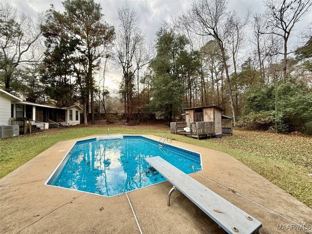 358 County Road 564 ., Valley Grande, AL 36701
