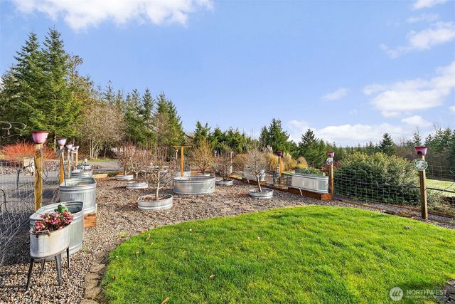 222 Volcano Lane, Chehalis, WA 98532