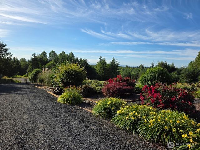 222 Volcano Lane, Chehalis, WA 98532