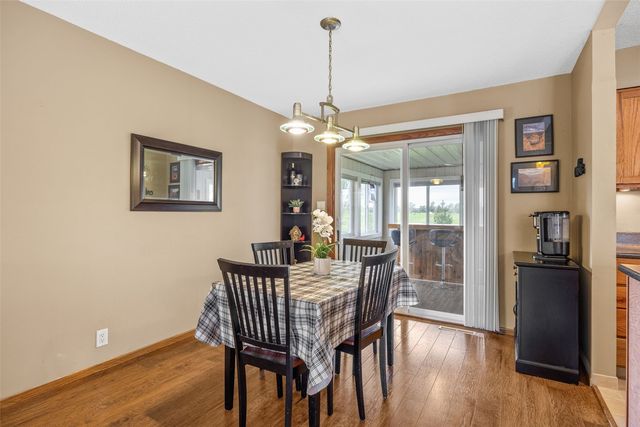 4711 Twin Pine Drive NE, Cedar Rapids, IA 52402