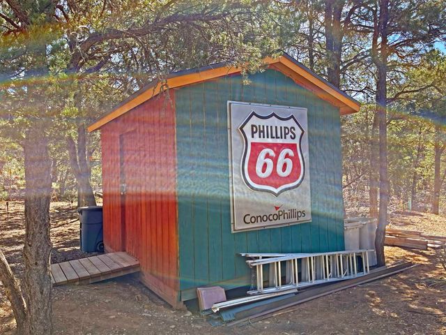 1 Dove Road, Tijeras, NM 87059