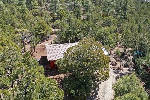 1 Dove Road, Tijeras, NM 87059