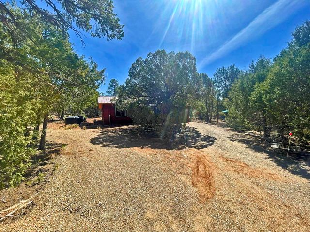 1 Dove Road, Tijeras, NM 87059