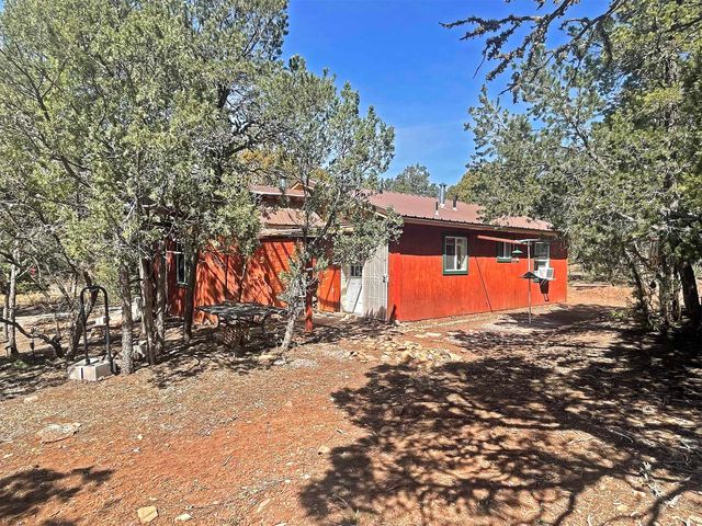 1 Dove Road, Tijeras, NM 87059