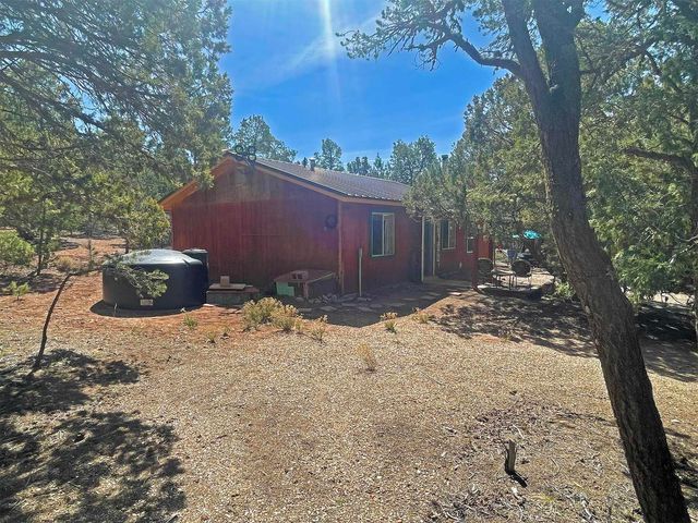 1 Dove Road, Tijeras, NM 87059
