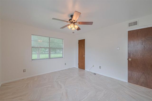 1640 Shepherd Street, Hempstead, TX 77445