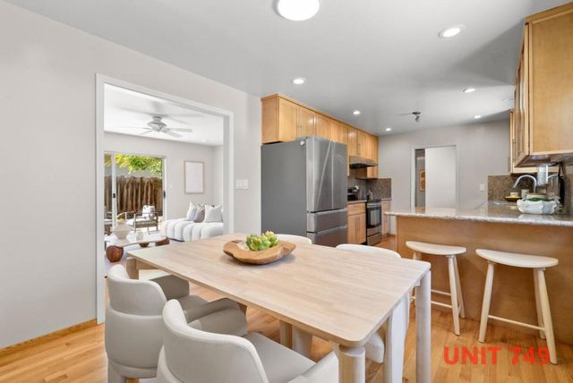 747749 Rainbow Drive, Mountain View, CA 94041