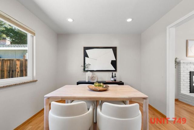 747749 Rainbow Drive, Mountain View, CA 94041