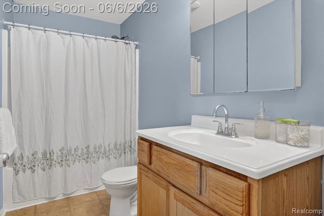 36600 Mcbride Street, Romulus, MI 48174